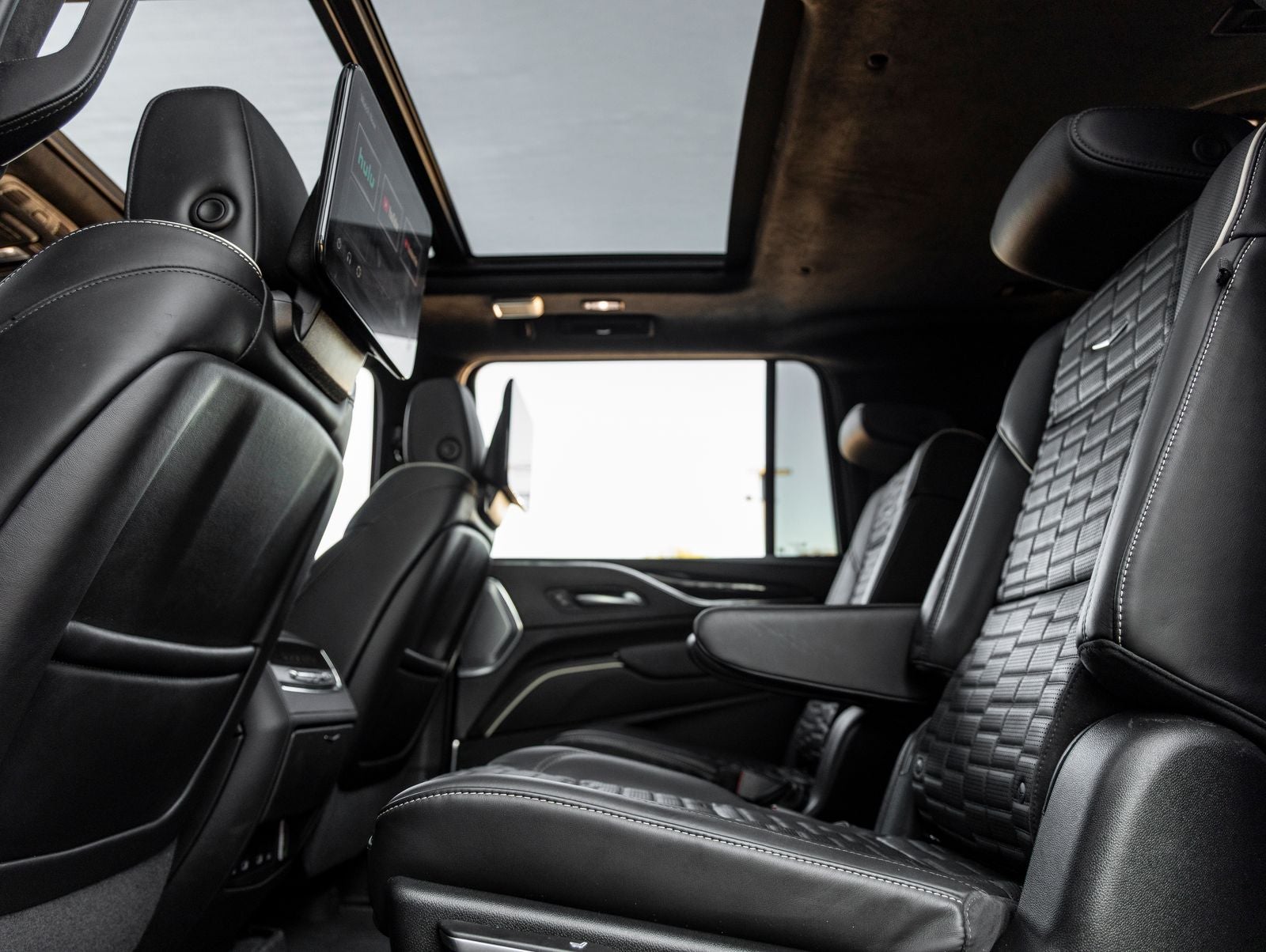 2024 Cadillac Escalade ESV Base