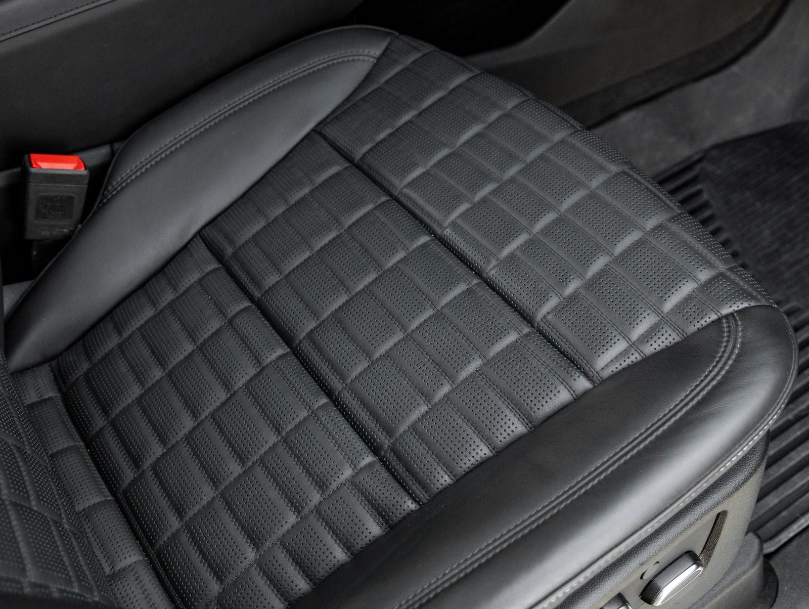 2024 Cadillac Escalade ESV Base