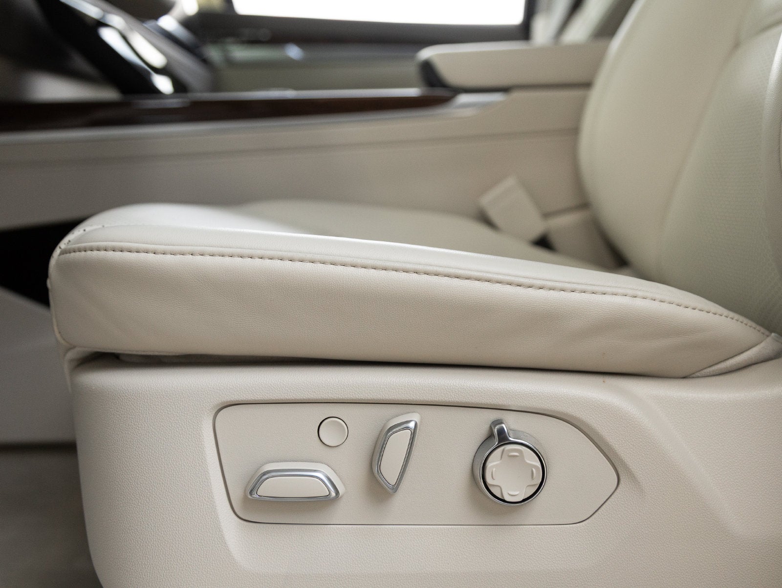 2026 Cadillac Escalade 4WD Platinum Sport