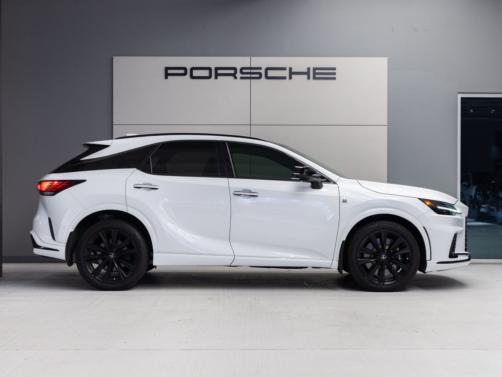2024 Lexus RX RX 500h F SPORT Performance