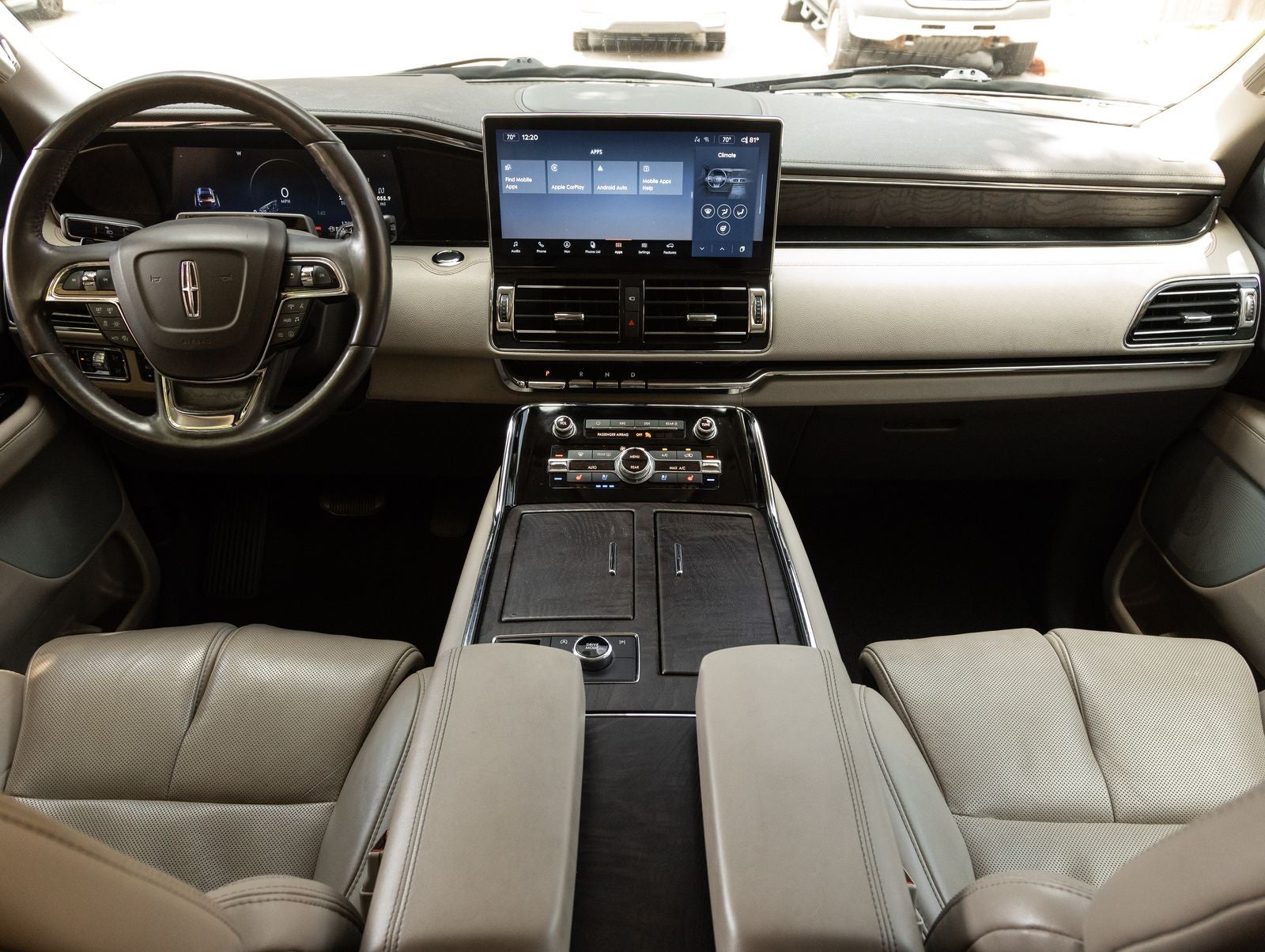 2022 Lincoln Navigator L Reserve