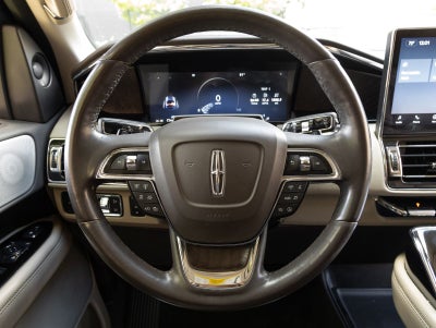 2022 Lincoln Navigator L Reserve
