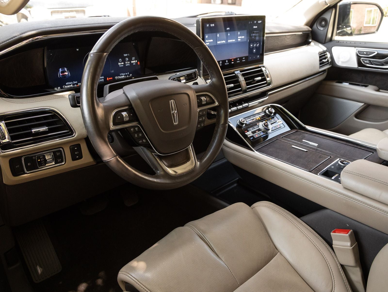 2022 Lincoln Navigator L Reserve