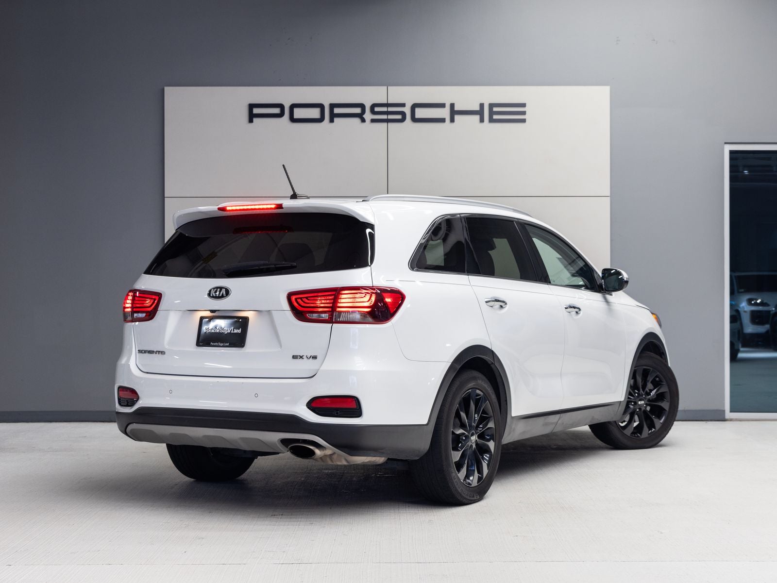 2020 Kia Sorento EX V6