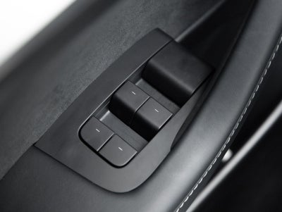 2023 Tesla Model 3 RWD