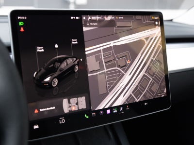 2023 Tesla Model 3 RWD