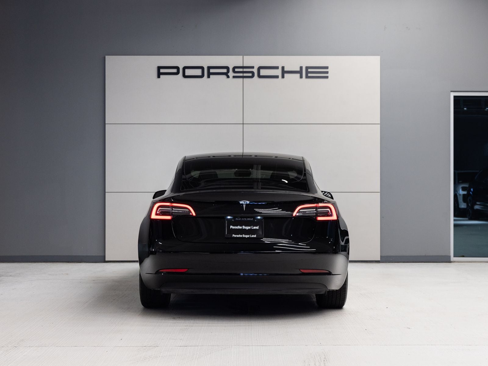 2023 Tesla Model 3 RWD