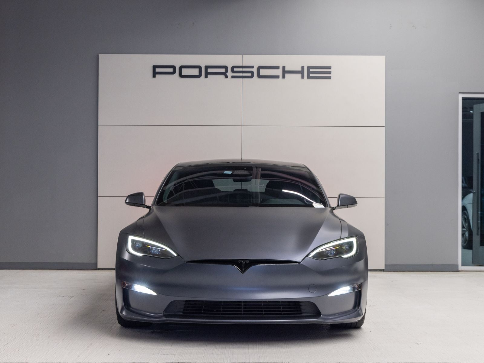 2023 Tesla Model S Base