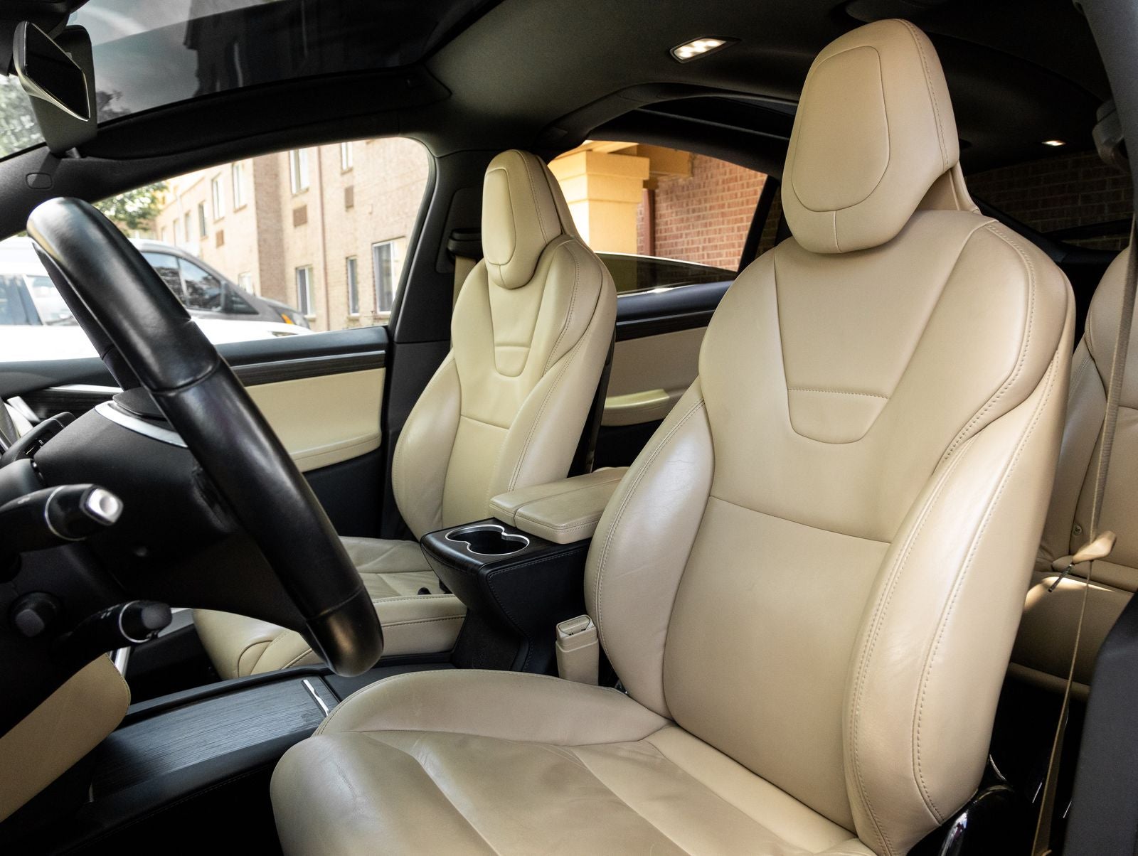 2016 Tesla Model X 70D