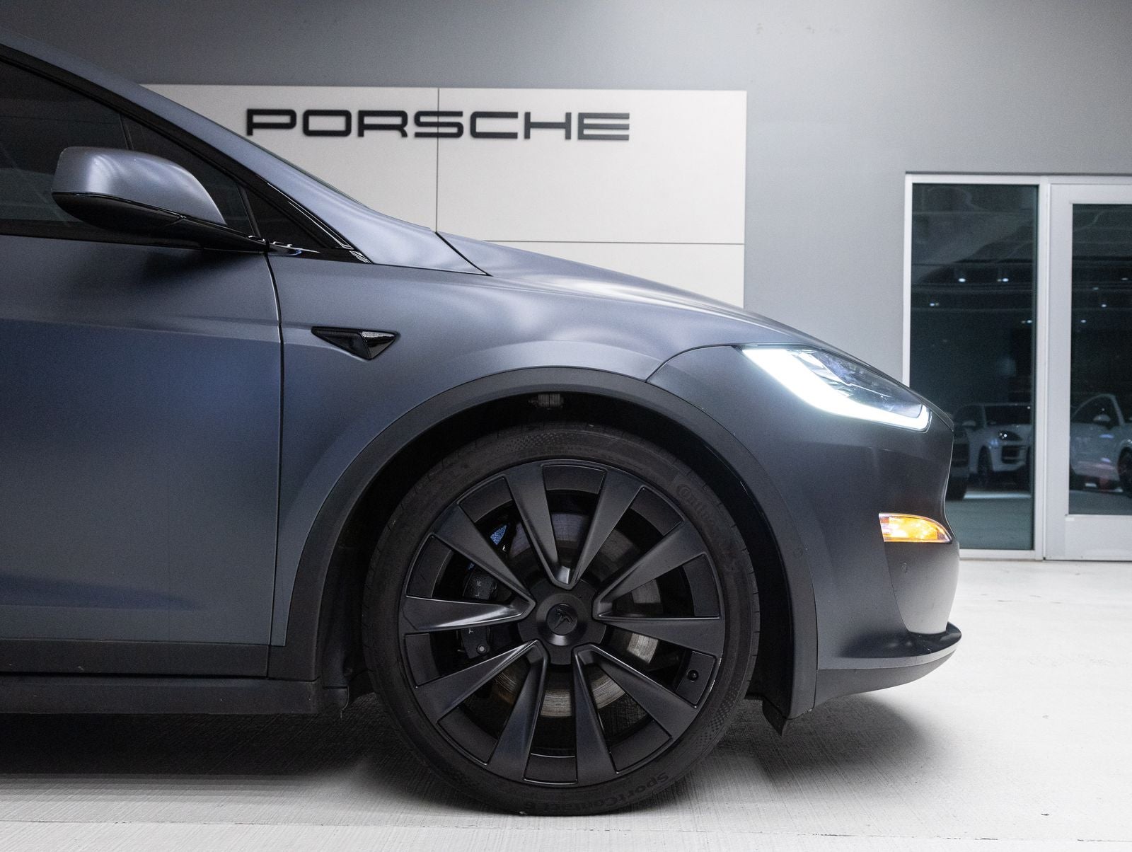 2023 Tesla Model X Plaid