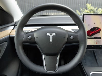 2024 Tesla Model Y Base