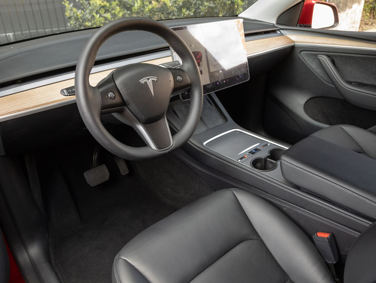 2024 Tesla Model Y Base