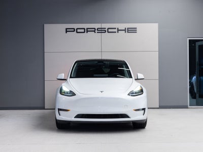 2024 Tesla Model Y Base