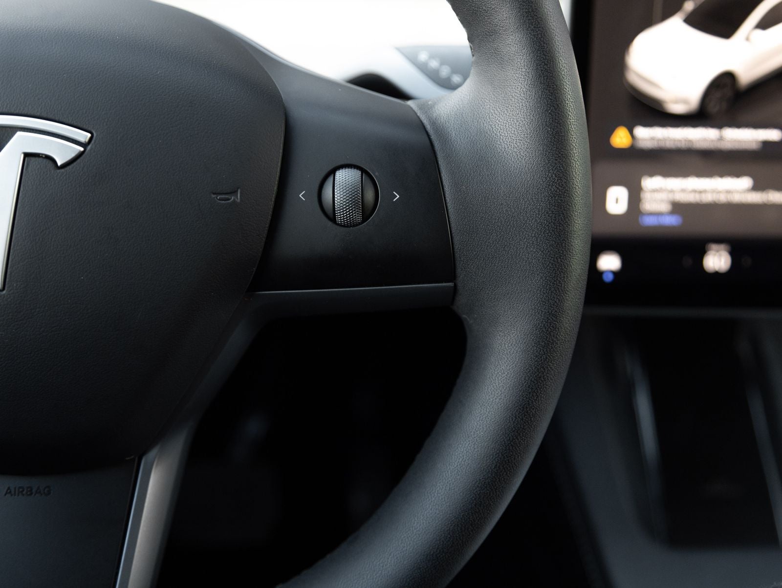2024 Tesla Model Y Base