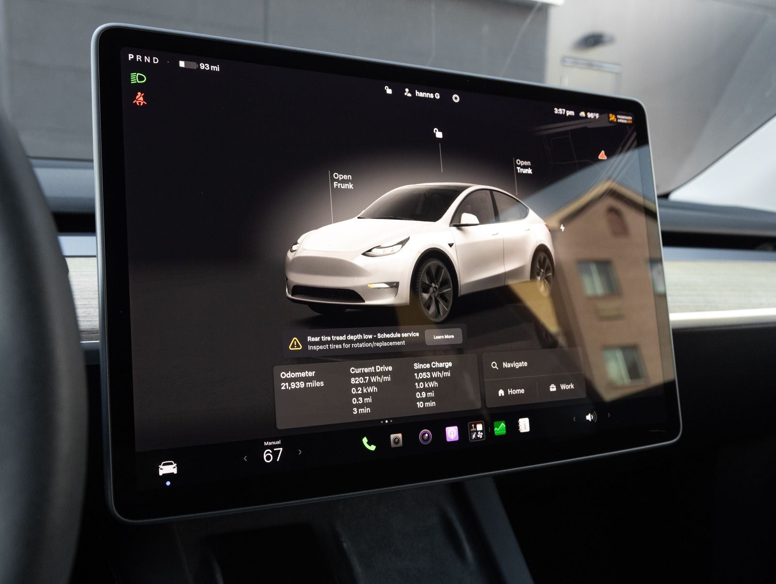 2024 Tesla Model Y Base
