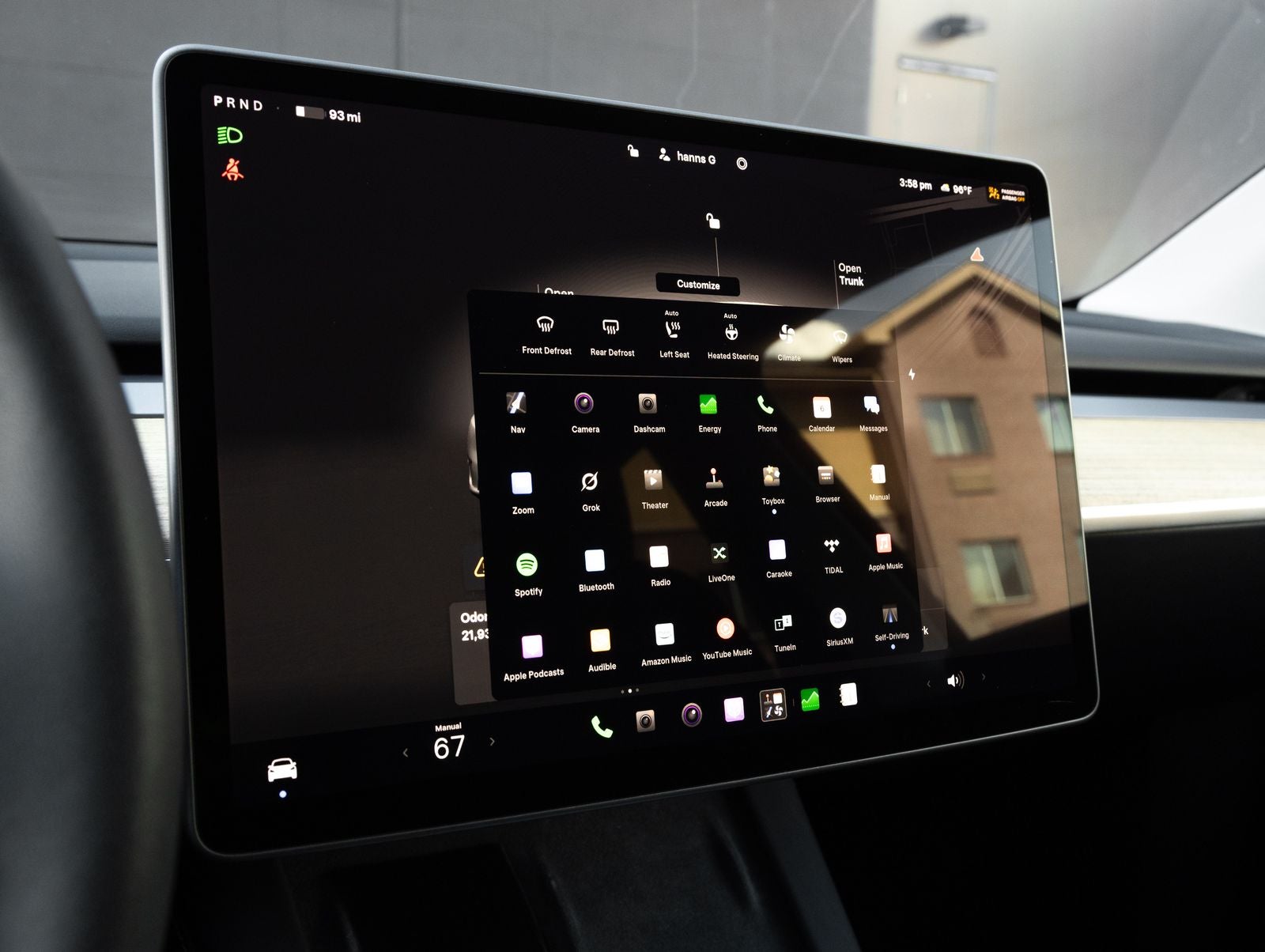 2024 Tesla Model Y Base