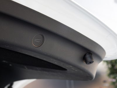 2024 Tesla Model Y Base