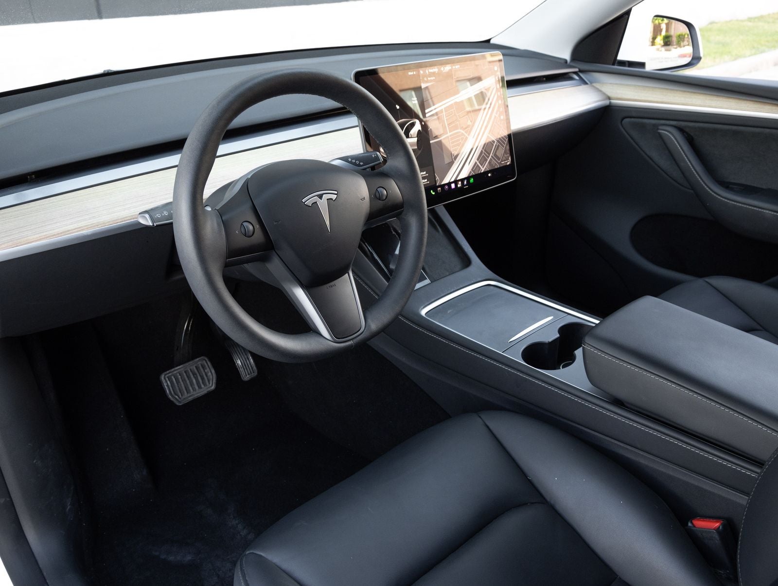 2024 Tesla Model Y Base