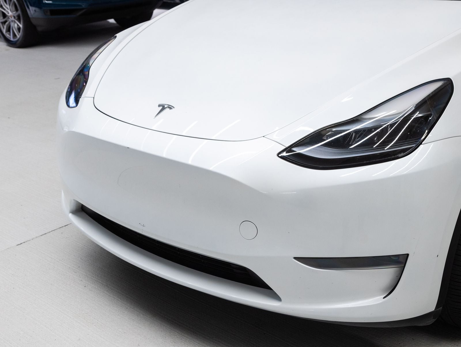 2024 Tesla Model Y Base