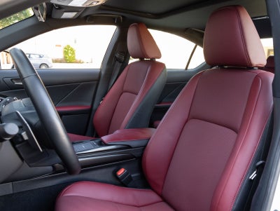 2025 Lexus IS IS 350 F SPORT Design