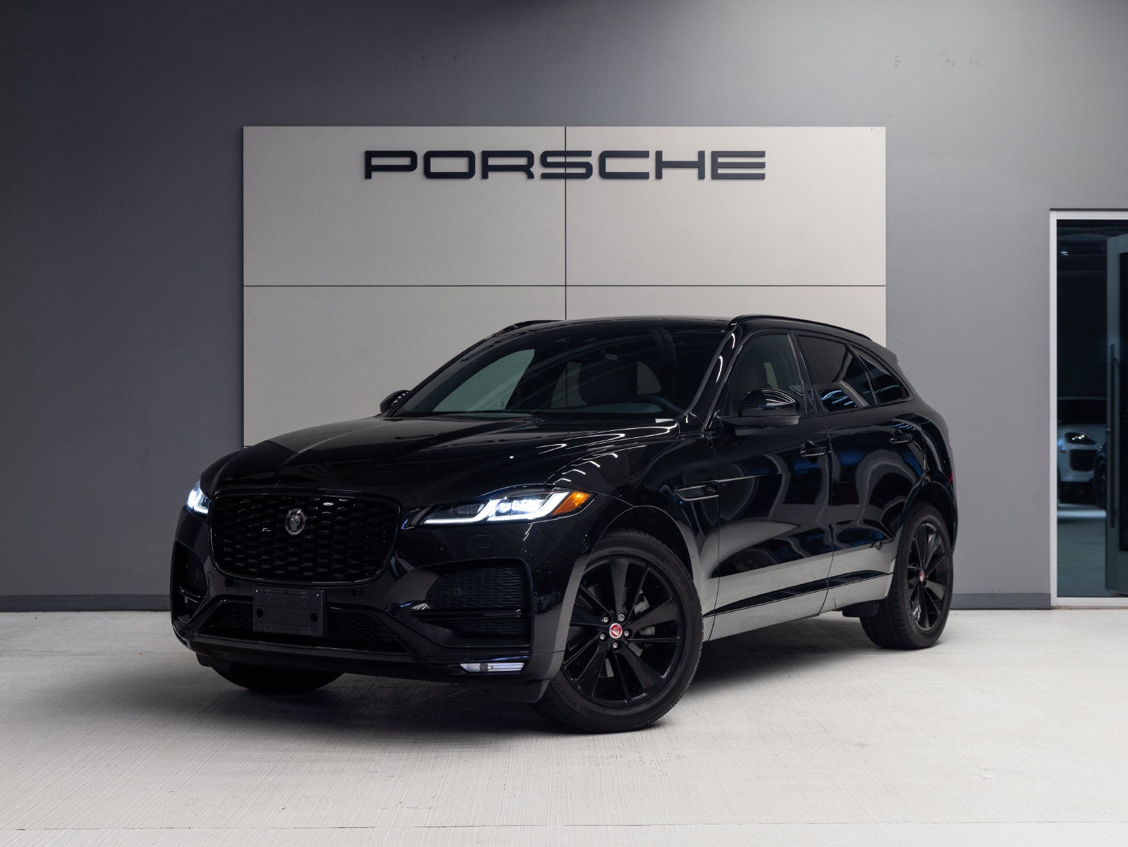 2023 Jaguar F-PACE S