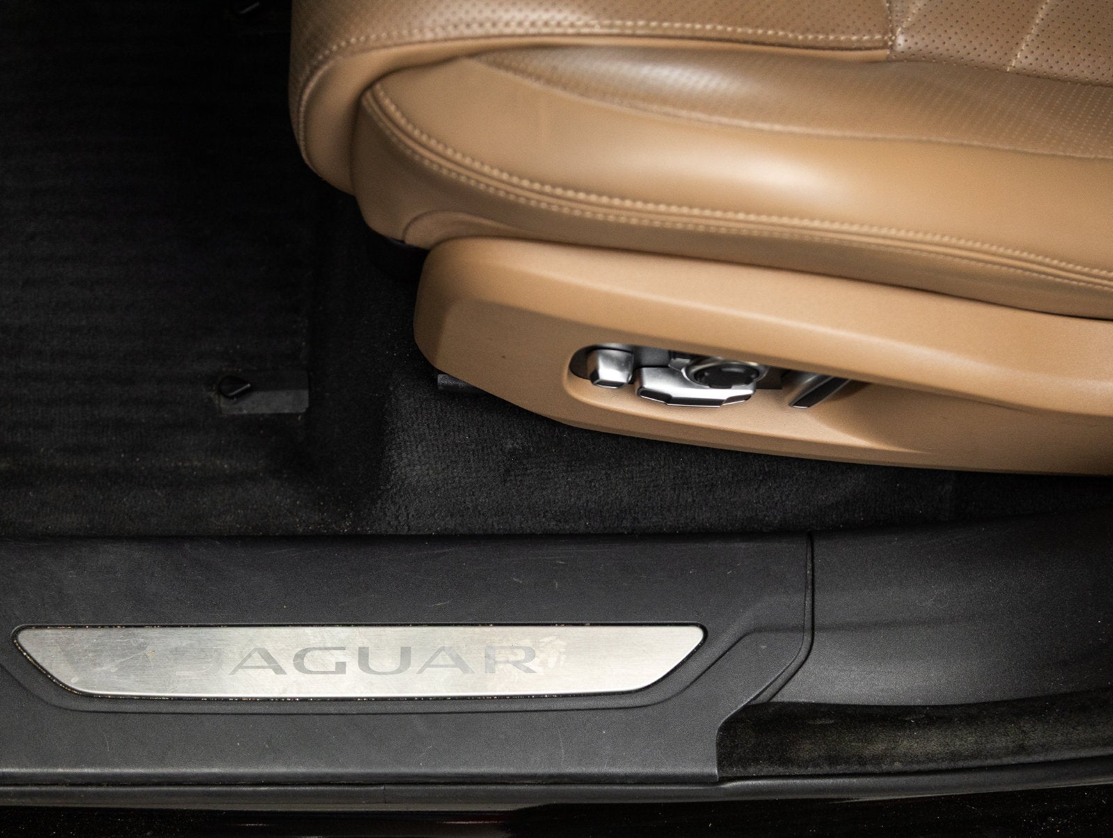 2023 Jaguar F-PACE S