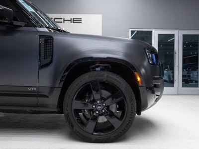 2024 Land Rover Defender 90 Carpathian Edition