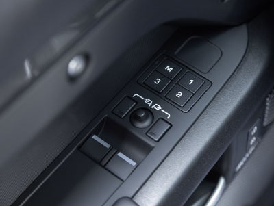 2024 Land Rover Defender 90 Carpathian Edition