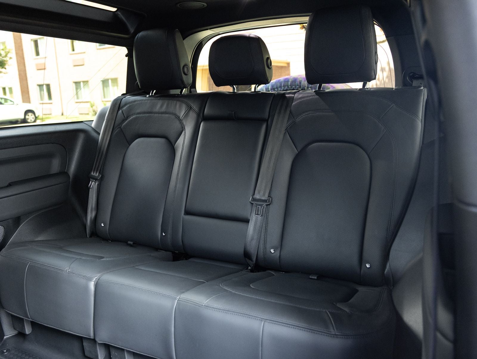 2024 Land Rover Defender 90 Carpathian Edition