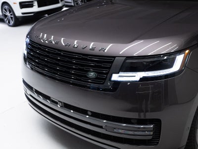 2026 Land Rover Range Rover Plug-In Hybrid SE