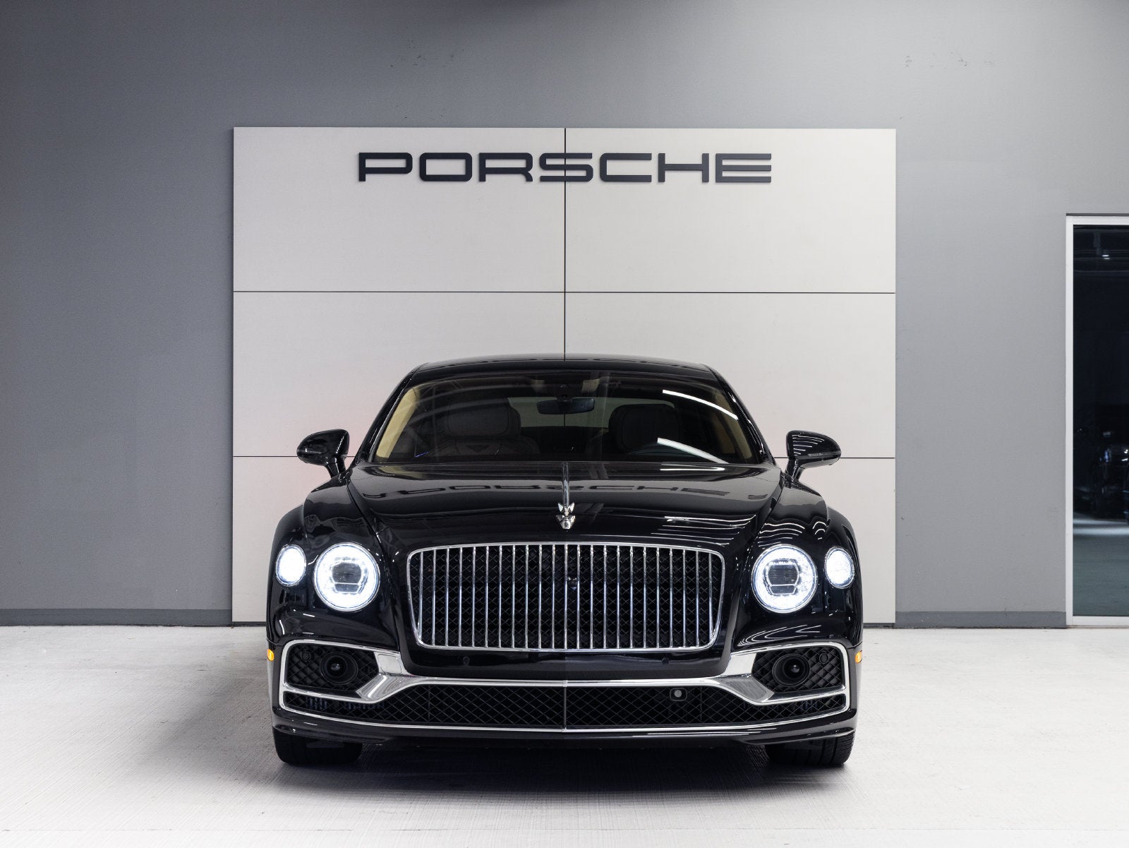 2022 Bentley Flying Spur V8