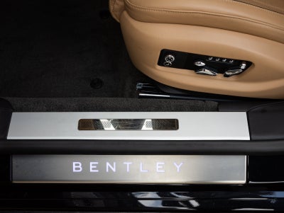 2022 Bentley Flying Spur V8