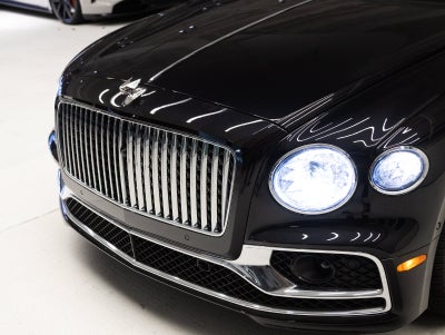 2022 Bentley Flying Spur V8