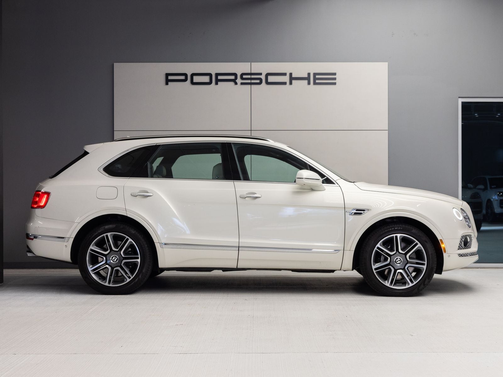 2018 Bentley Bentayga W12 Signature