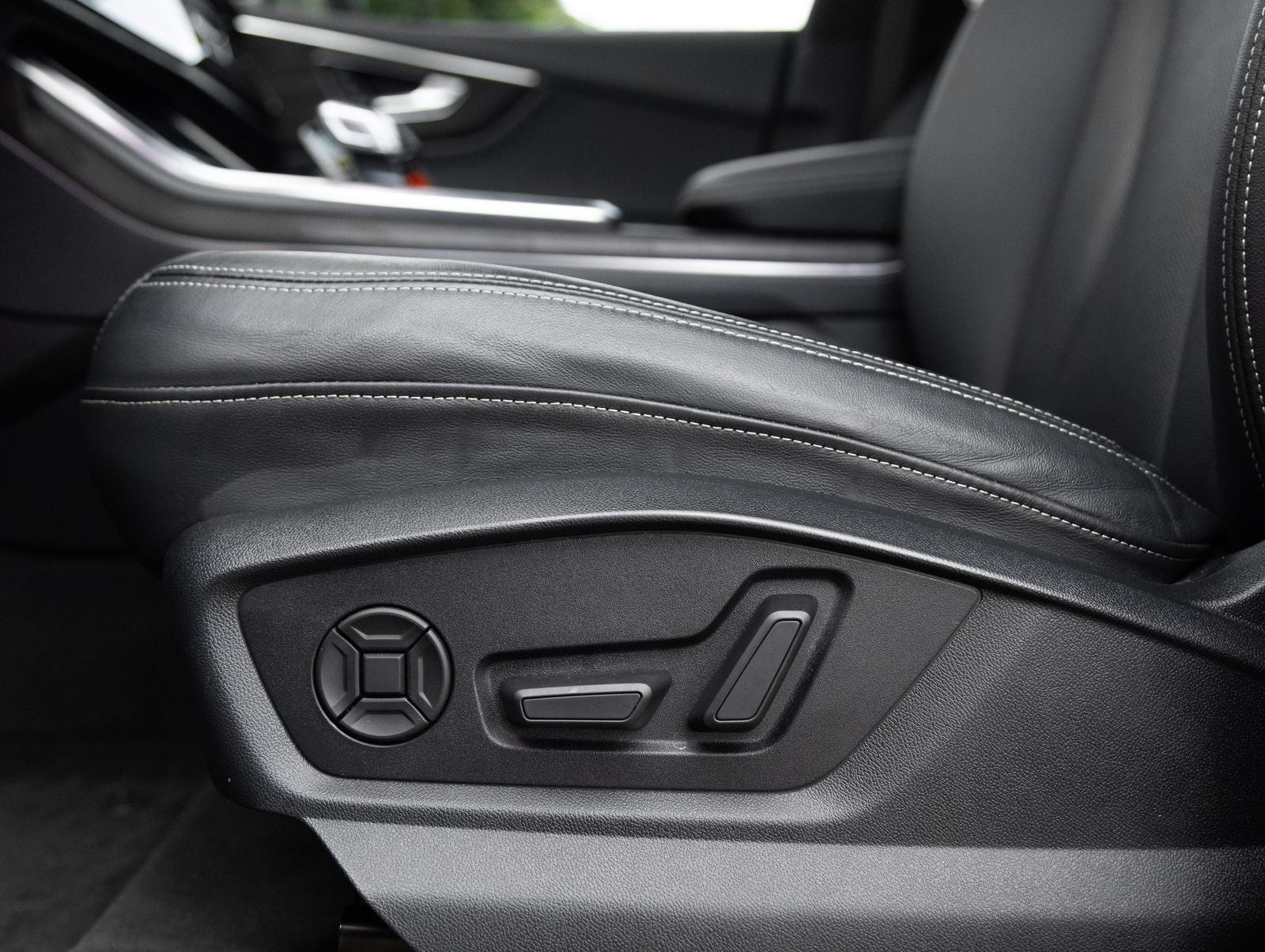 2021 Audi Q8 Prestige