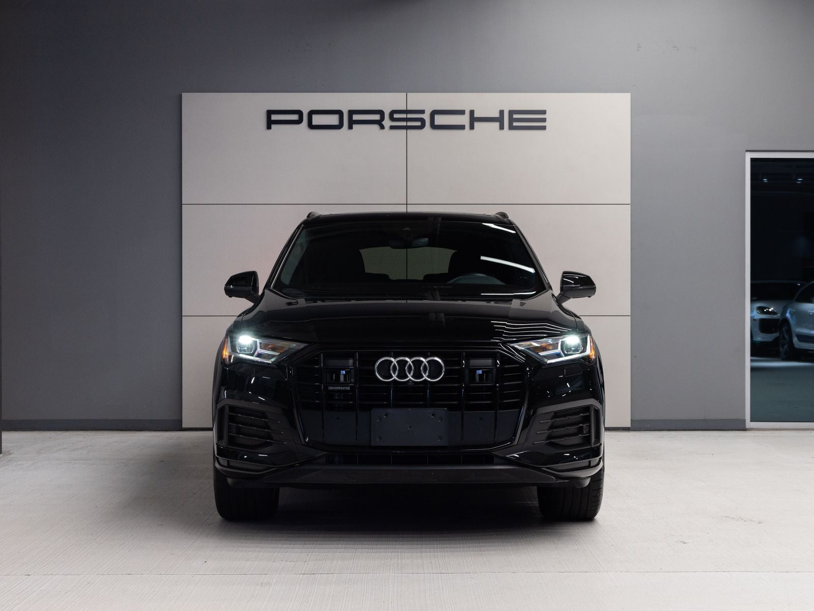 2022 Audi Q7 Premium Plus