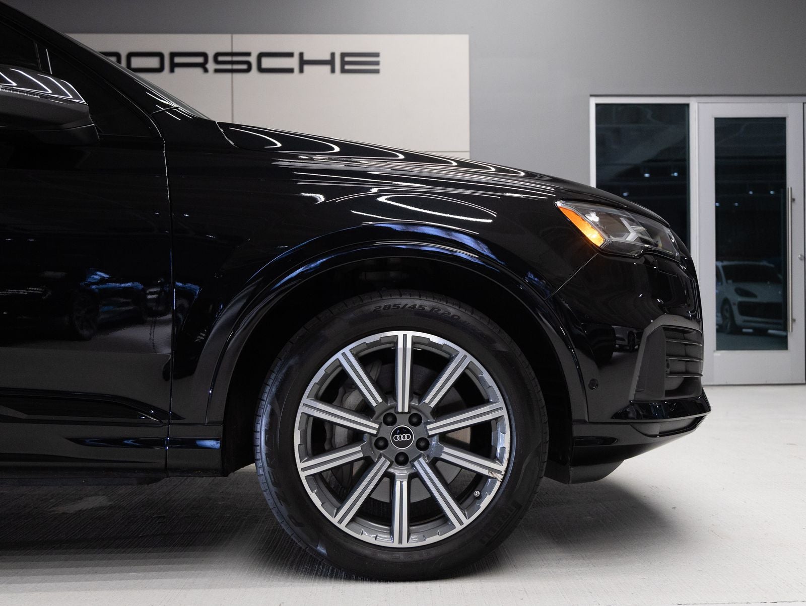 2022 Audi Q7 Premium Plus