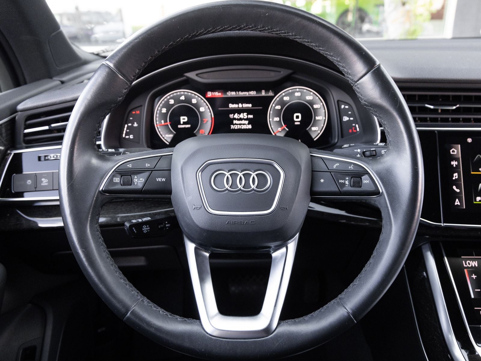 2022 Audi Q7 Premium Plus