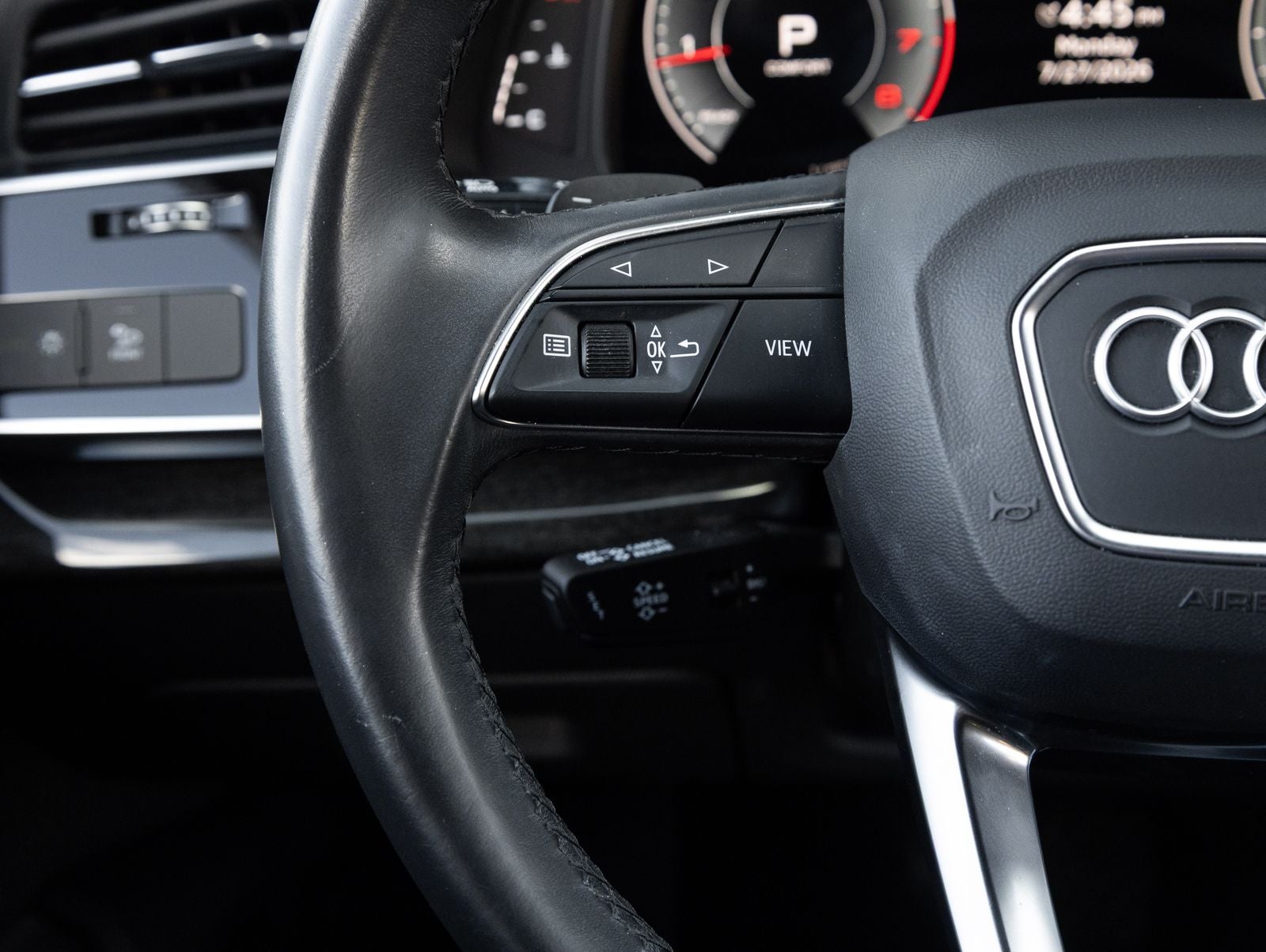 2022 Audi Q7 Premium Plus