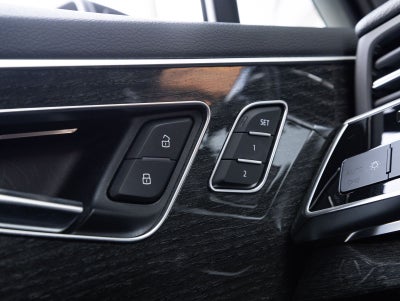 2022 Audi Q7 Premium Plus