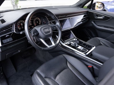 2022 Audi Q7 Premium Plus