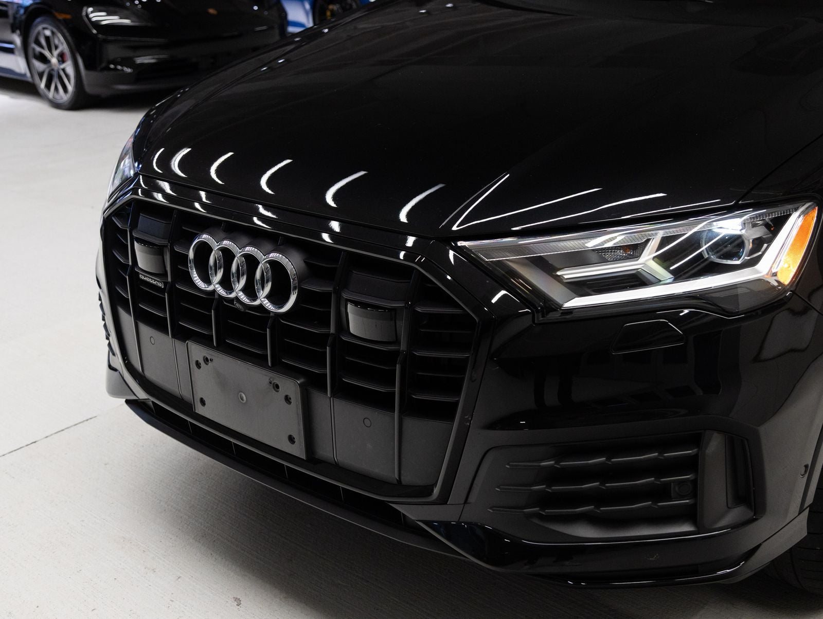 2022 Audi Q7 Premium Plus