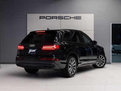 2022 Audi Q7 Premium Plus