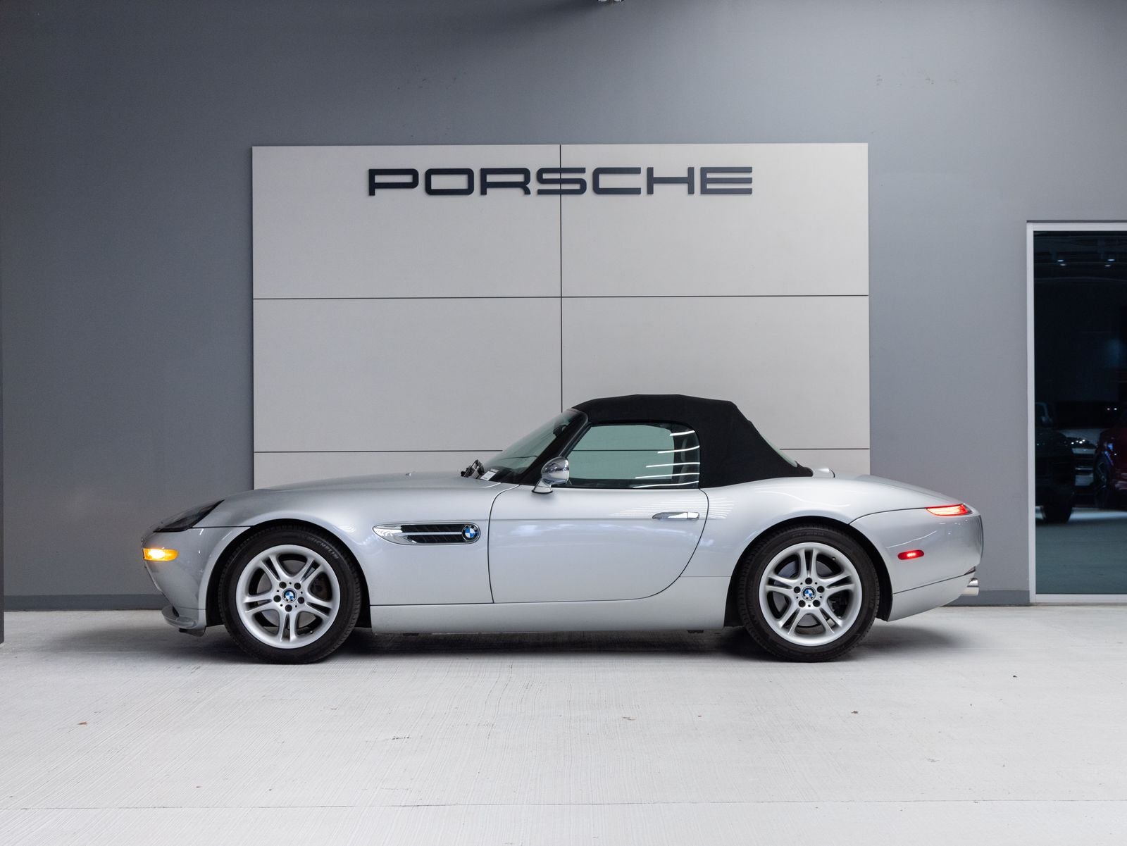 2001 BMW Z8 Z8 2dr Roadster