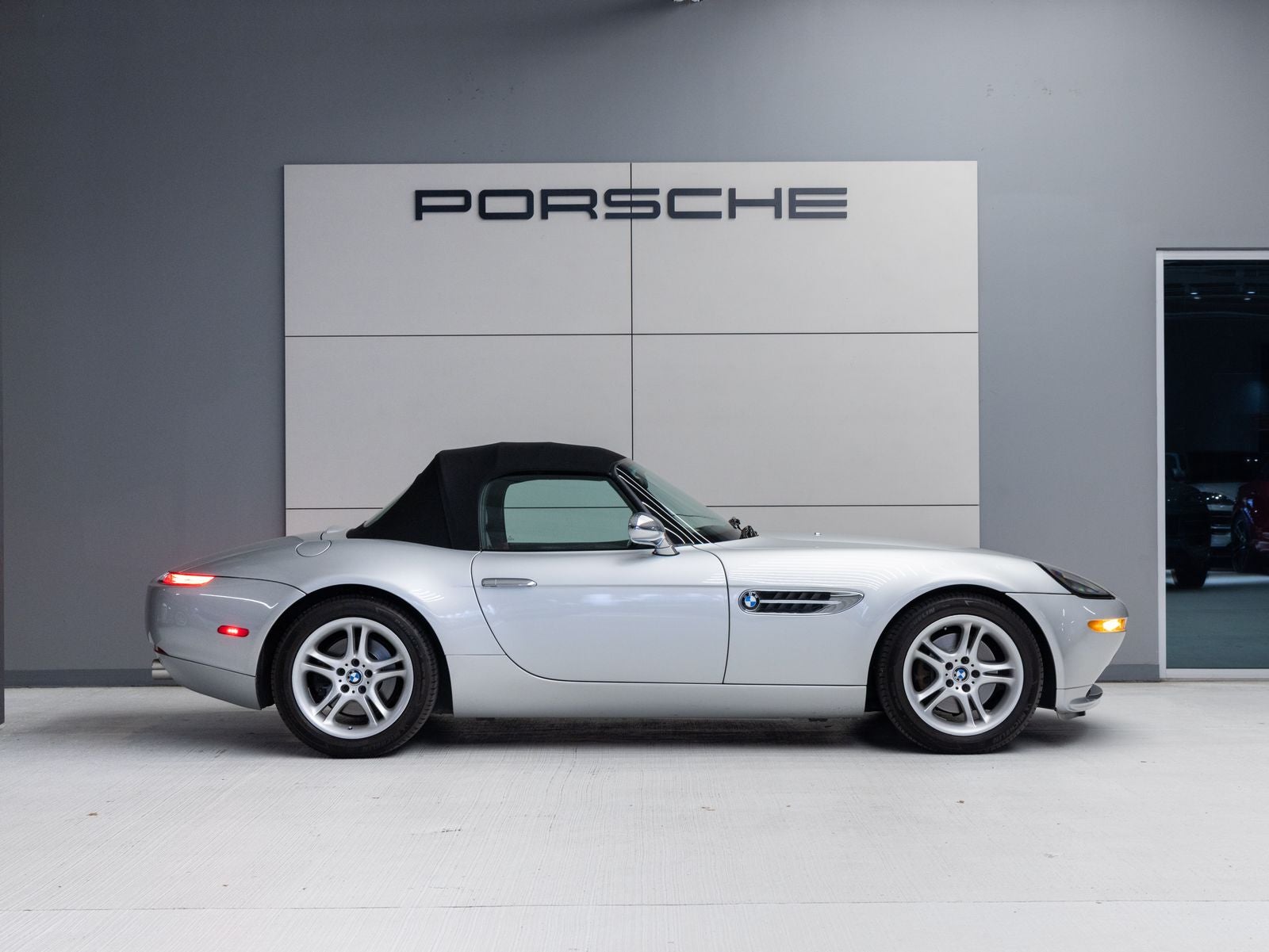 2001 BMW Z8 Z8 2dr Roadster