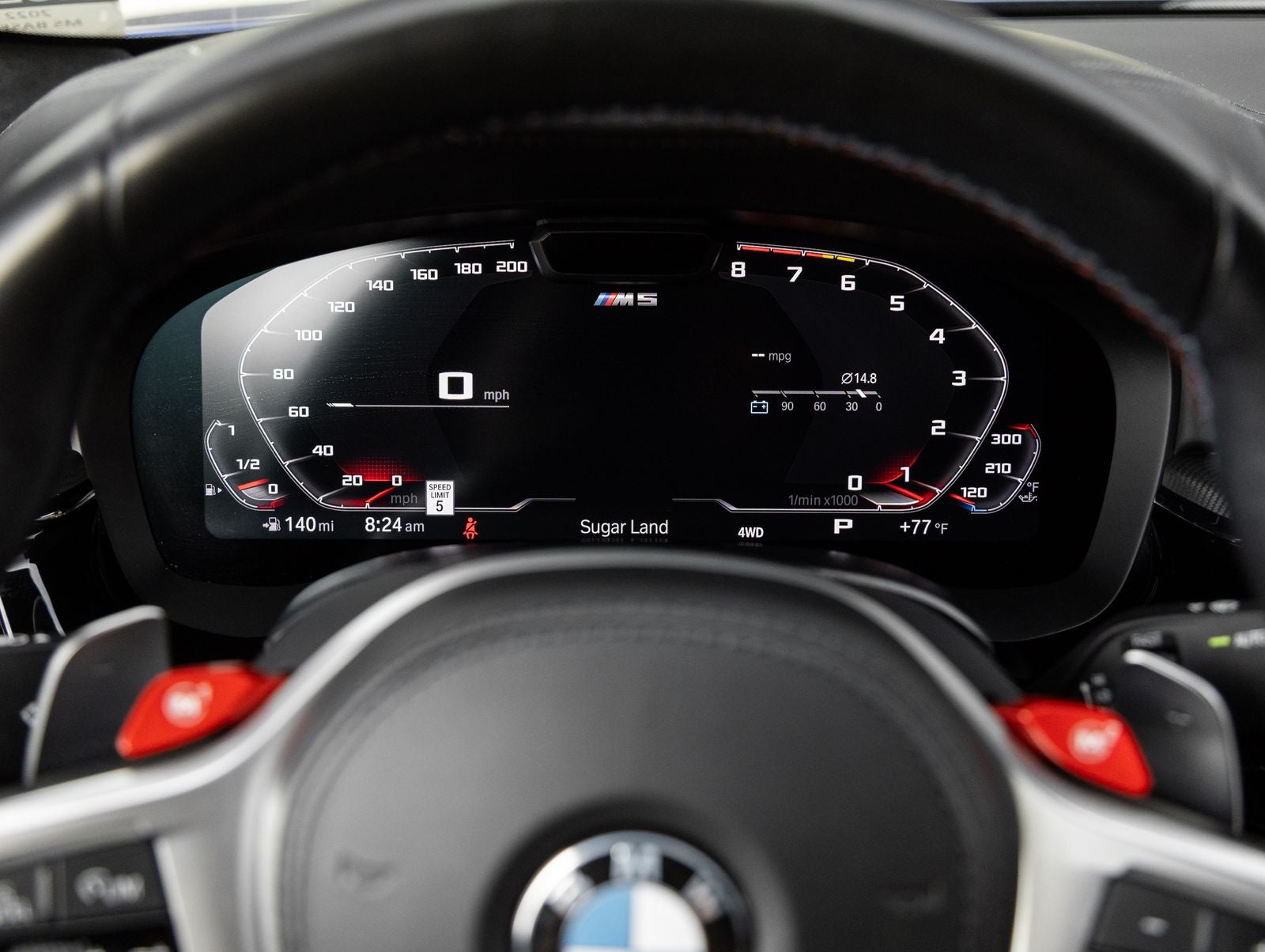 2022 BMW M5 Sedan