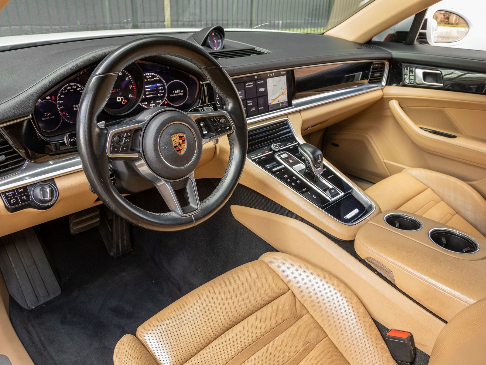 2018 Porsche Panamera Base