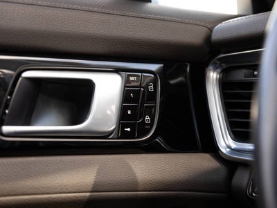 2020 Porsche Panamera Panamera