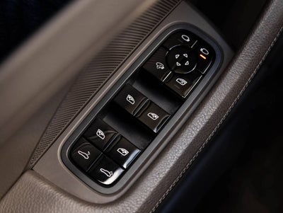 2020 Porsche Panamera Panamera