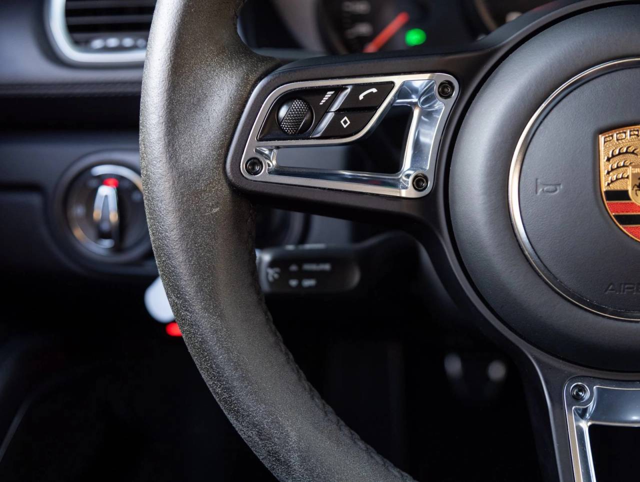 2022 Porsche 718 718 Cayman T